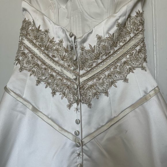 NEW* Wedding Dress - Princess Style Gown - Embellished Dress - Corset Dress - Picture 4 of 8